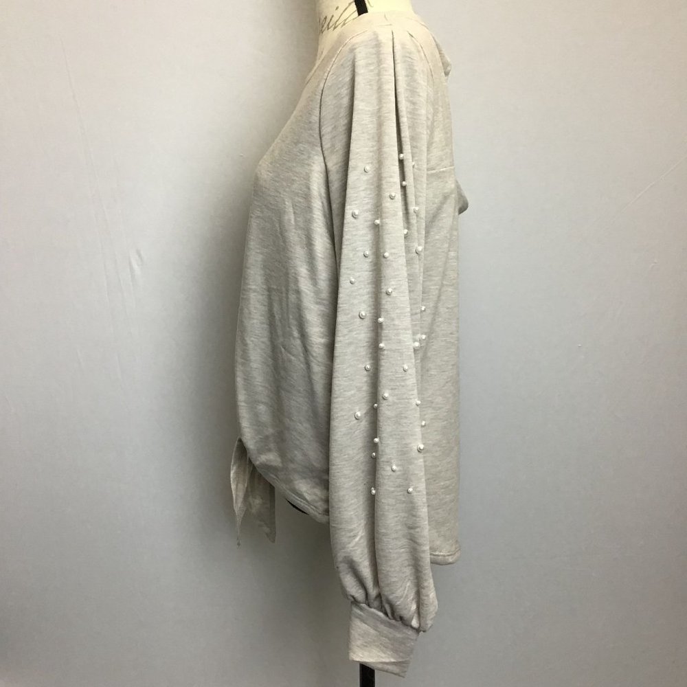 Skonhet- Pearl Embellished  Long Sleeve Top (Size: L)